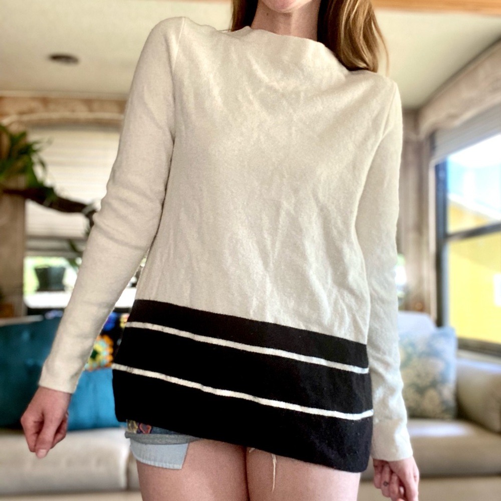 LOFT White and Black Wool Blend Sweater Womens Size Medium